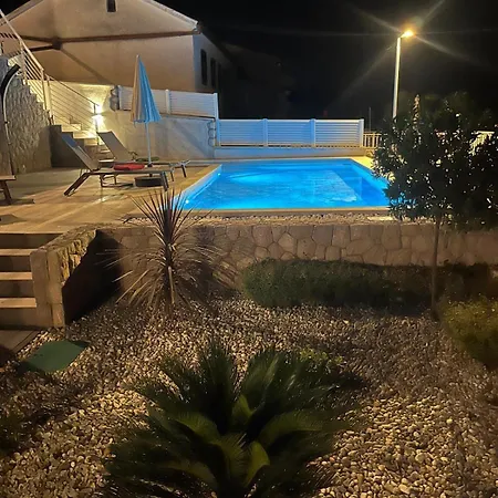 Marika 公寓 德拉马利